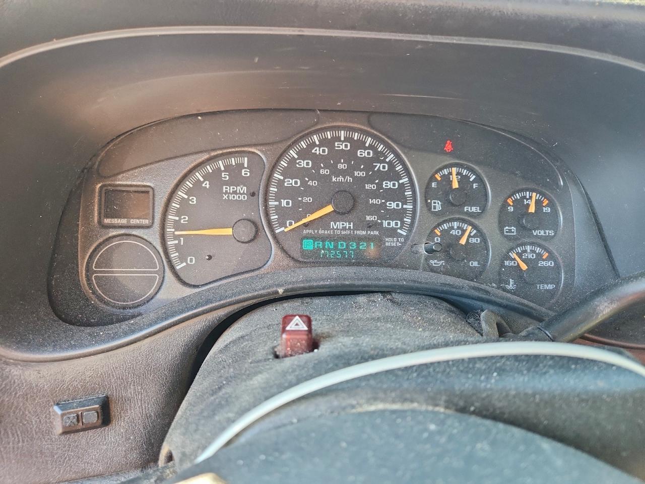 2002 CHEVROLET SILVERADO C1500 photo 17