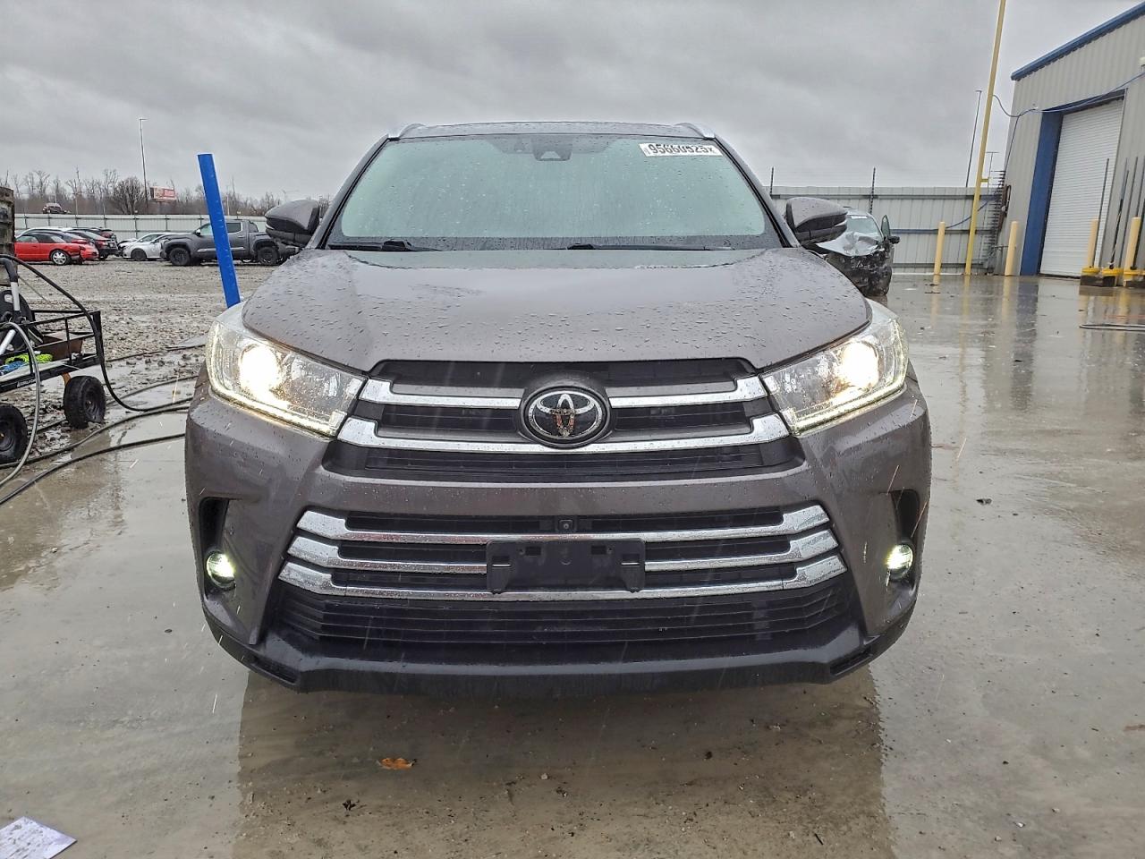 2019 TOYOTA HIGHLANDER LIMITED PLATINUM photo 5