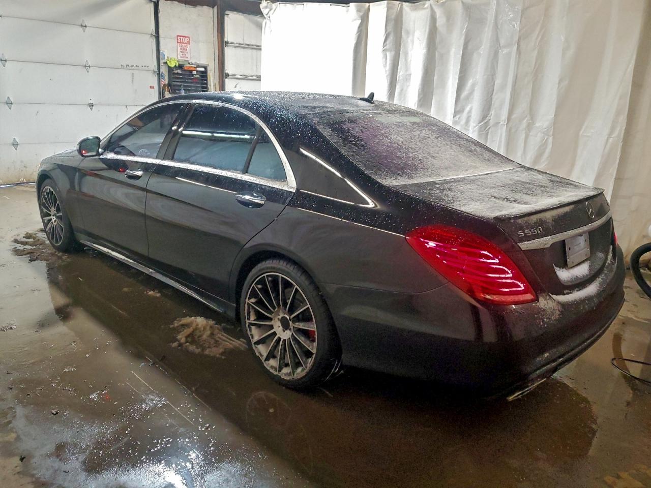 2015 MERCEDES-BENZ S 550 4MATIC photo 2