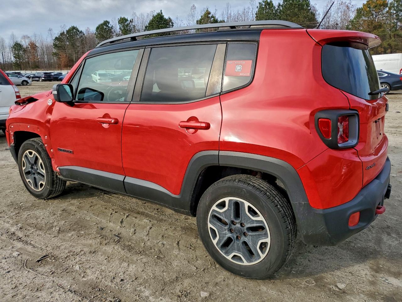 2015 JEEP RENEGADE photo 2