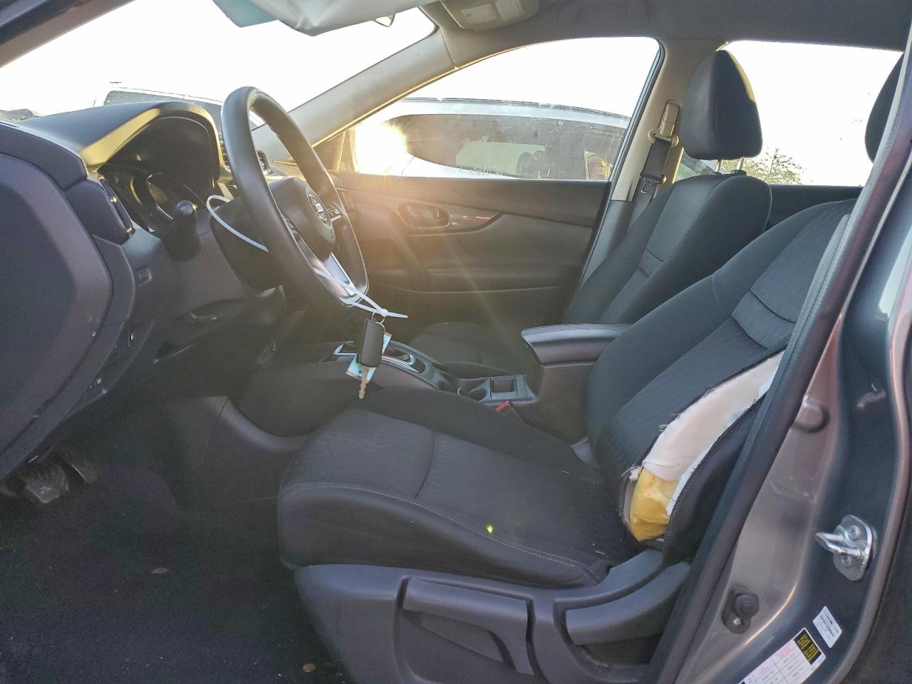 2019 NISSAN ROGUE S photo 19