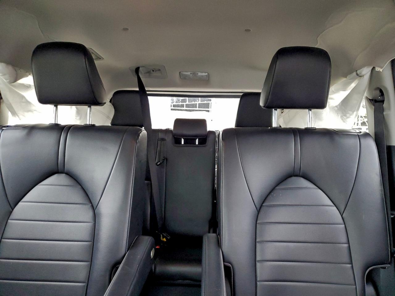 2023 TOYOTA HIGHLANDER XLE photo 28
