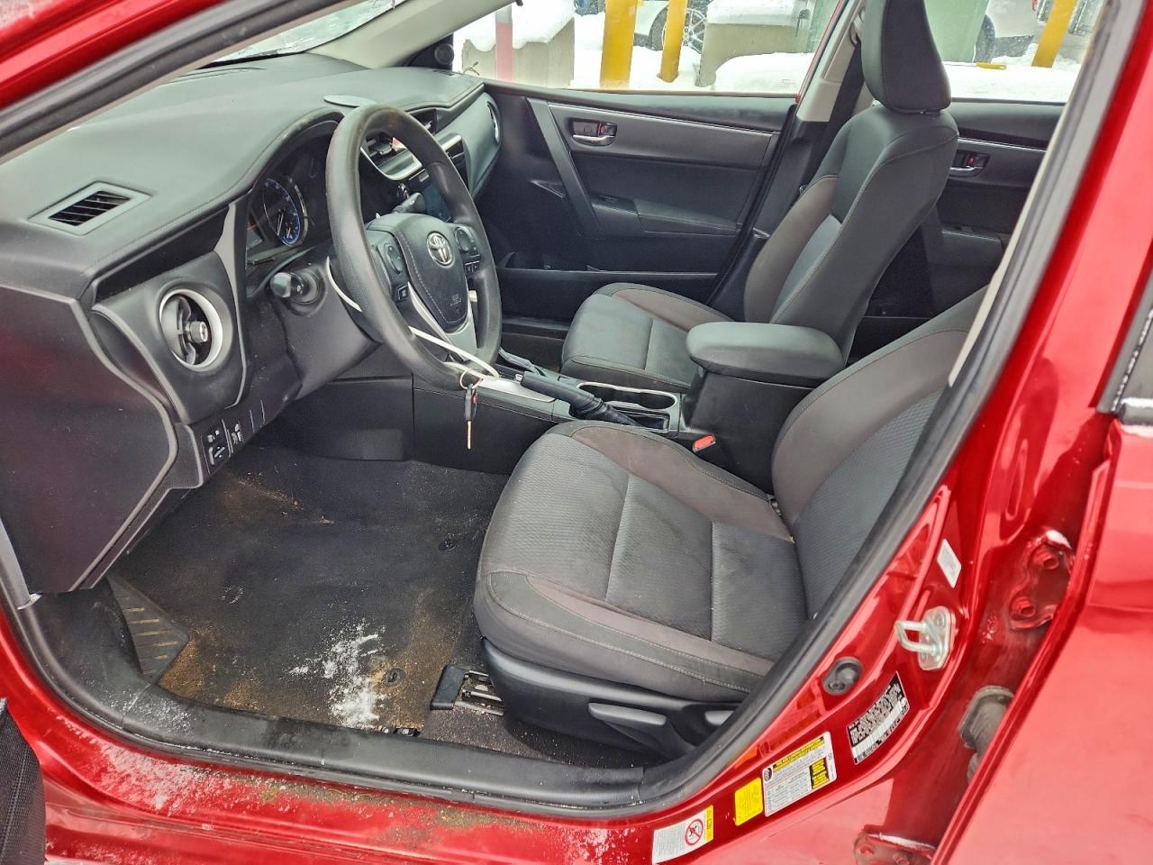 2019 TOYOTA COROLLA LE photo 7