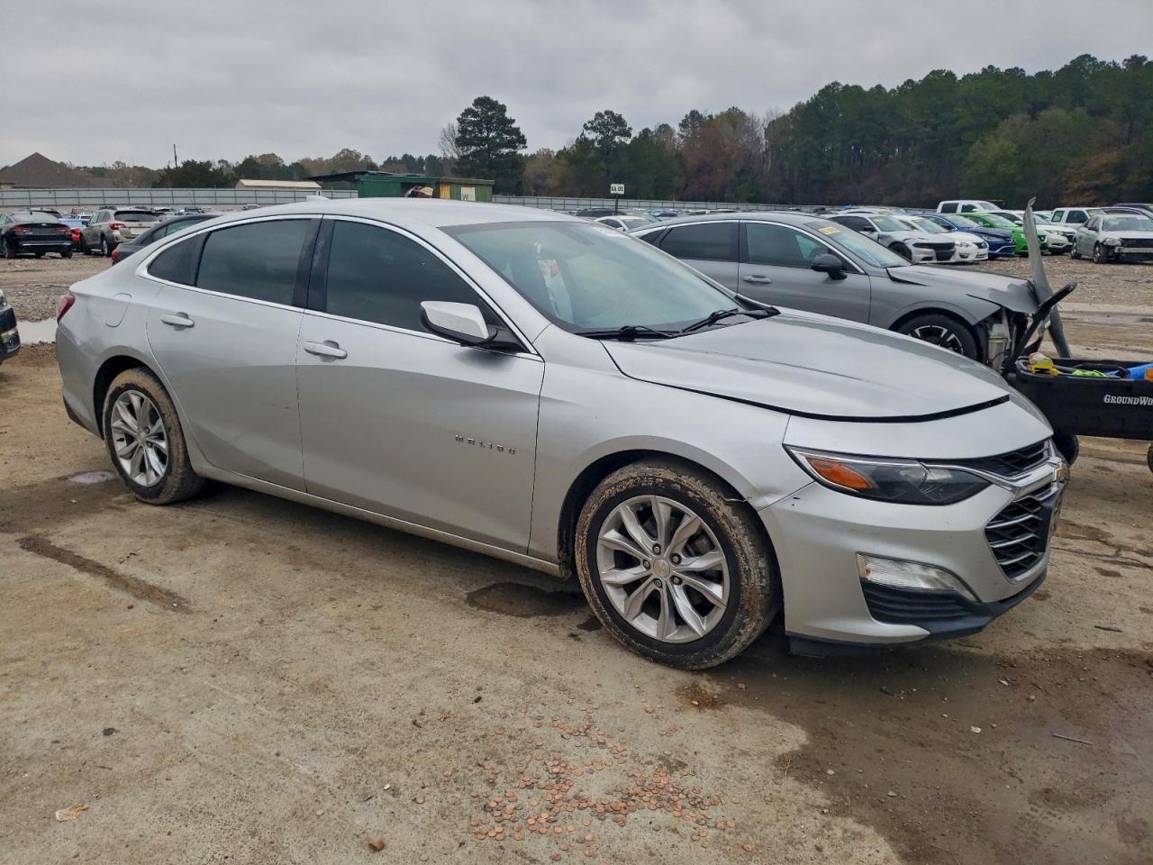 2020 CHEVROLET MALIBU LT photo 4