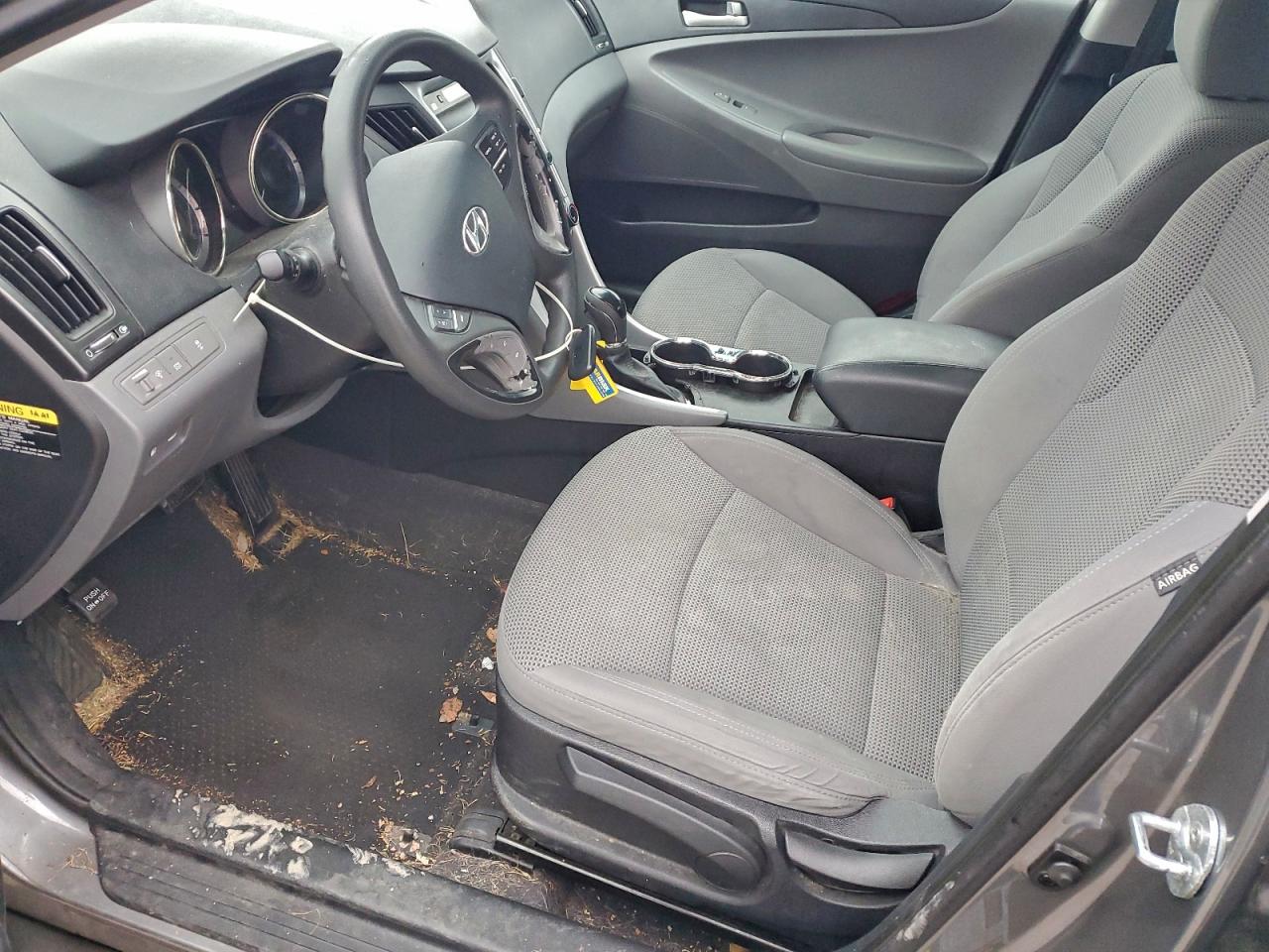 2013 HYUNDAI SONATA GLS photo 13