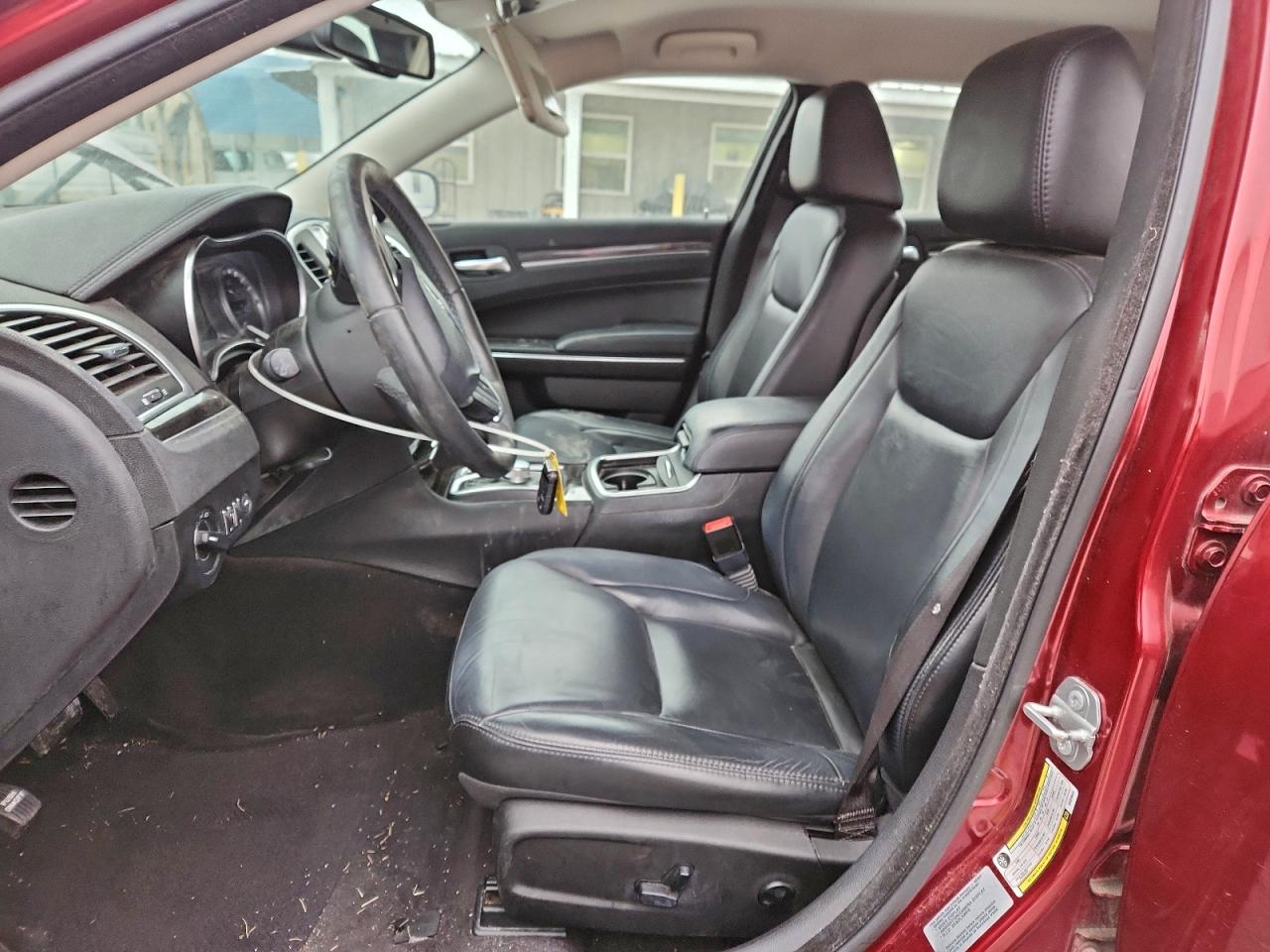 2016 CHRYSLER 300 LIMITED photo 19