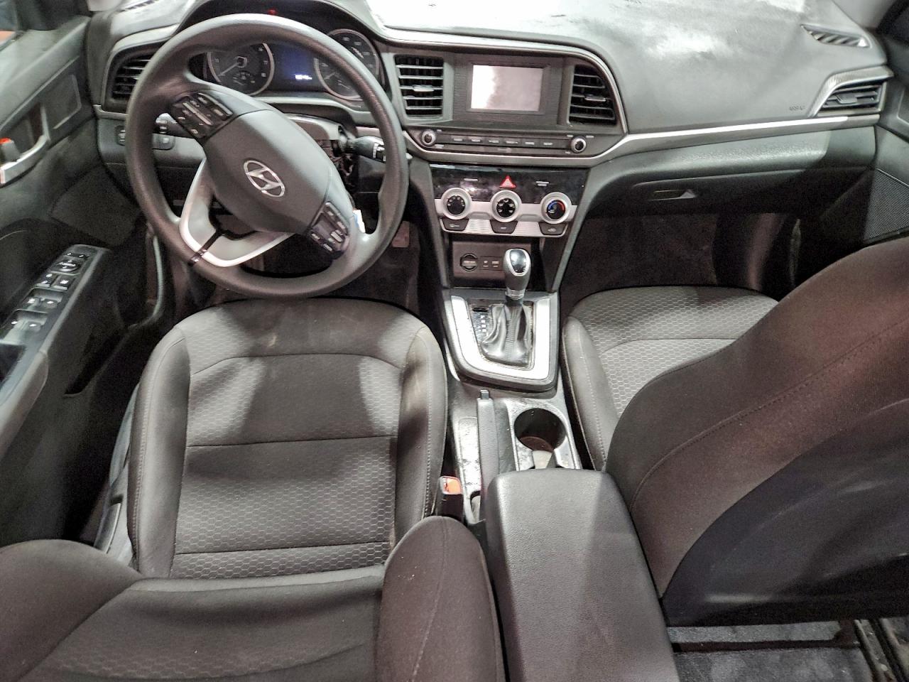 2019 HYUNDAI ELANTRA SE photo 15