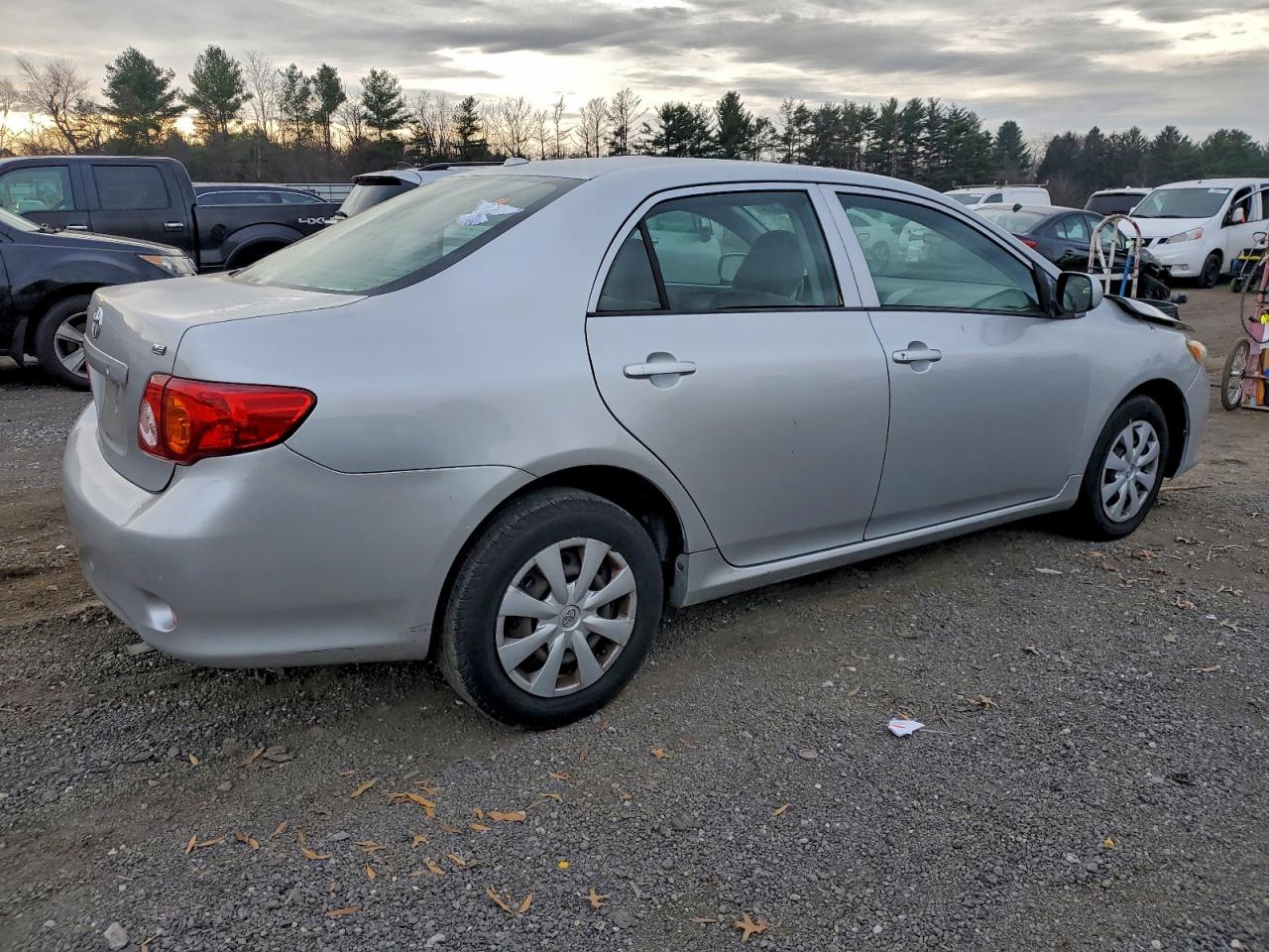 2009 TOYOTA COROLLA BASE photo 5