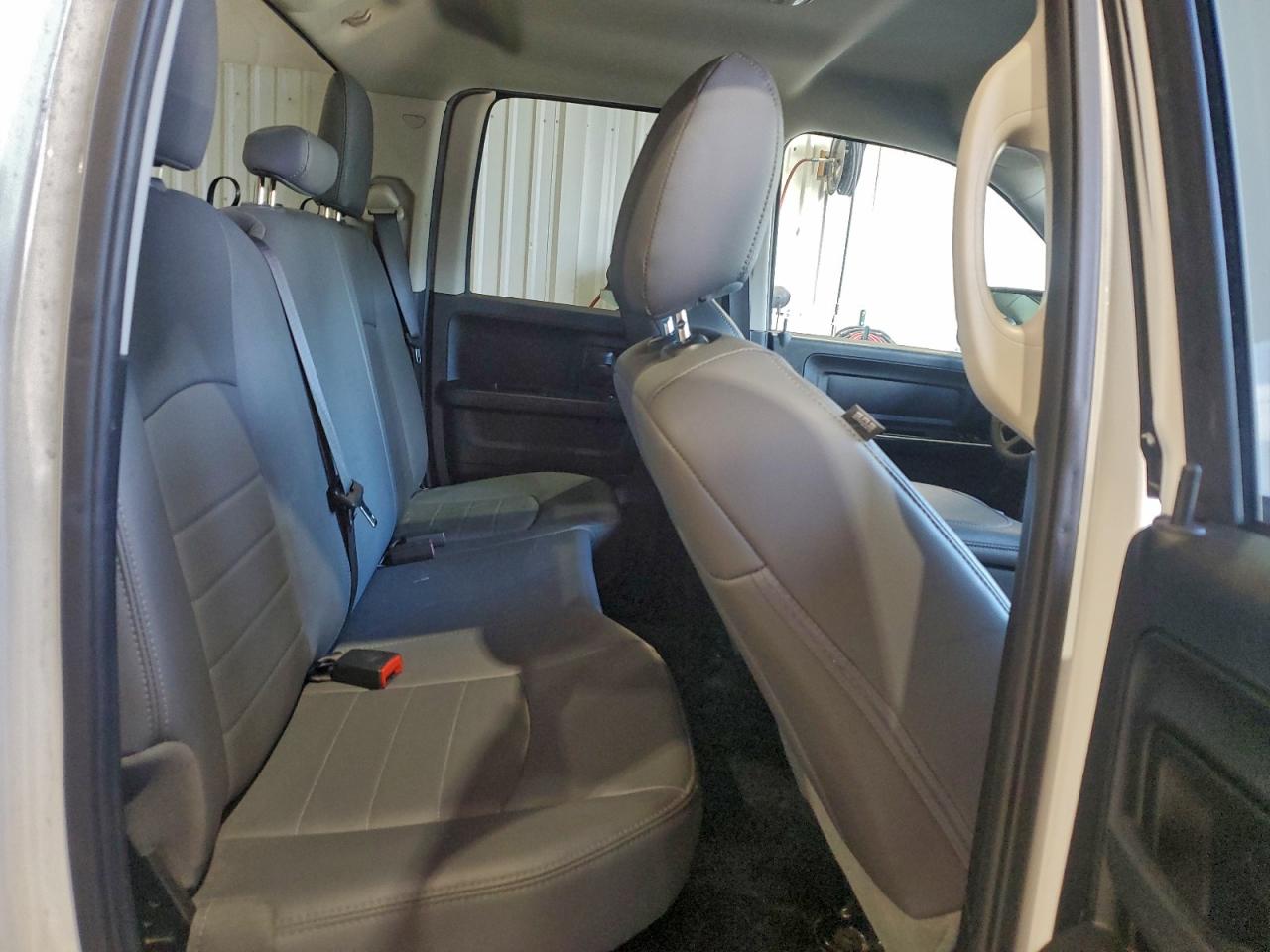 2019 RAM 1500 CLASSIC TRADESMAN photo 19