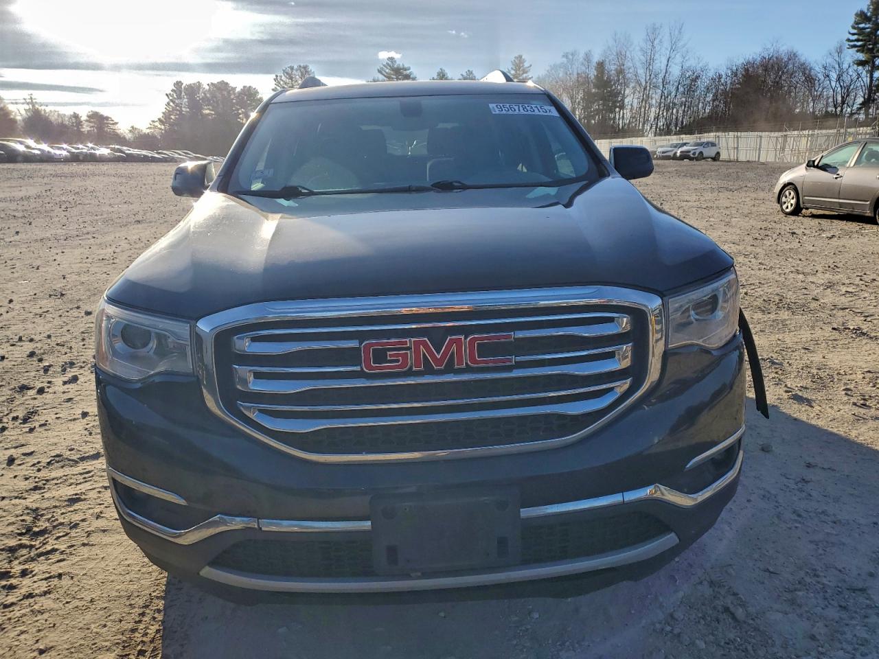 2019 GMC ACADIA SLE photo 5