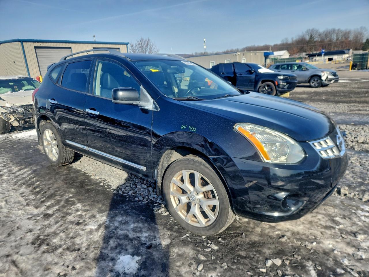 2011 NISSAN ROGUE S photo 4