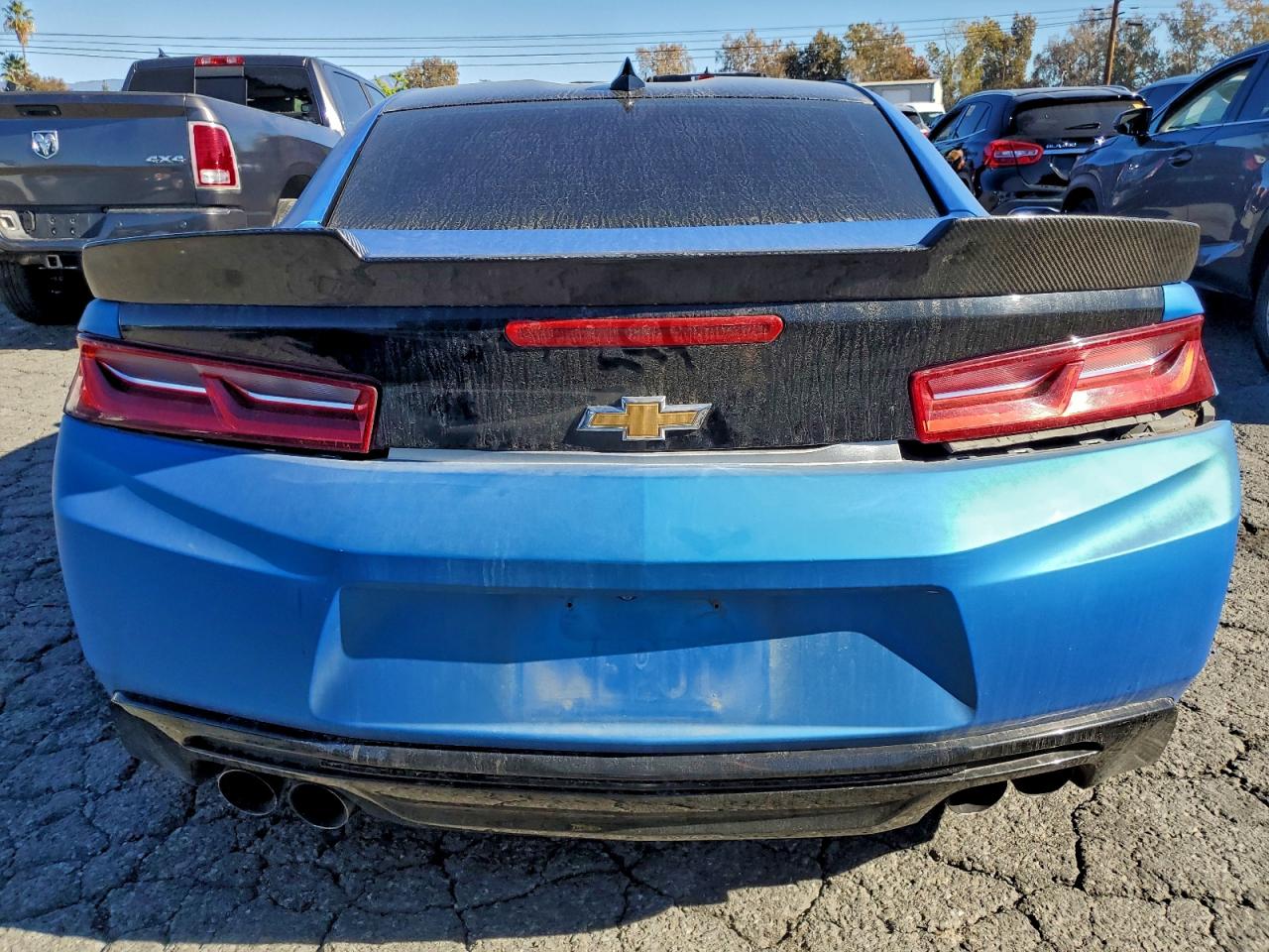 2017 CHEVROLET CAMARO LT photo 16
