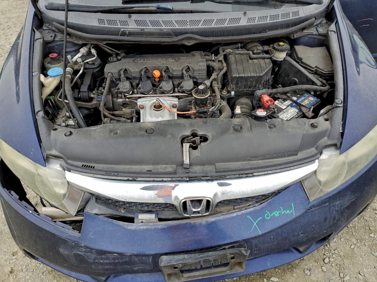 2011 HONDA CIVIC LX photo 11