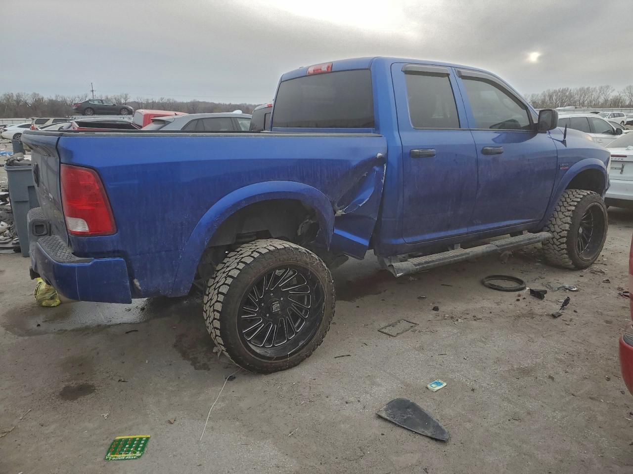 2015 RAM 1500 ST photo 3
