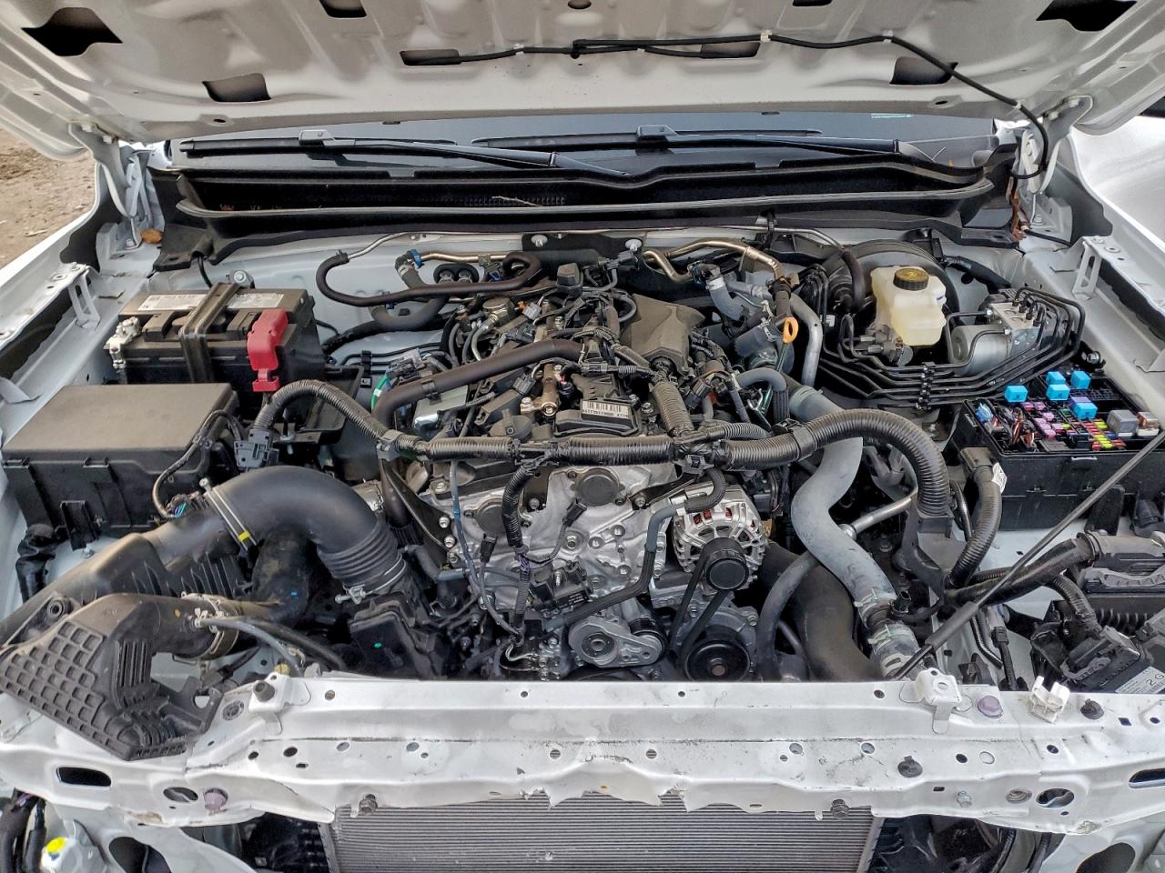 2025 TOYOTA TACOMA SR photo 31