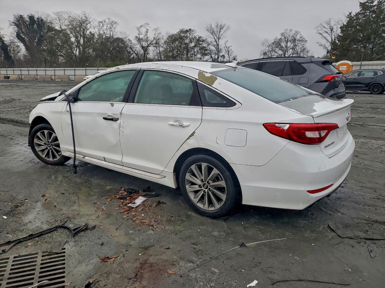 2015 HYUNDAI SONATA SPORT photo 3