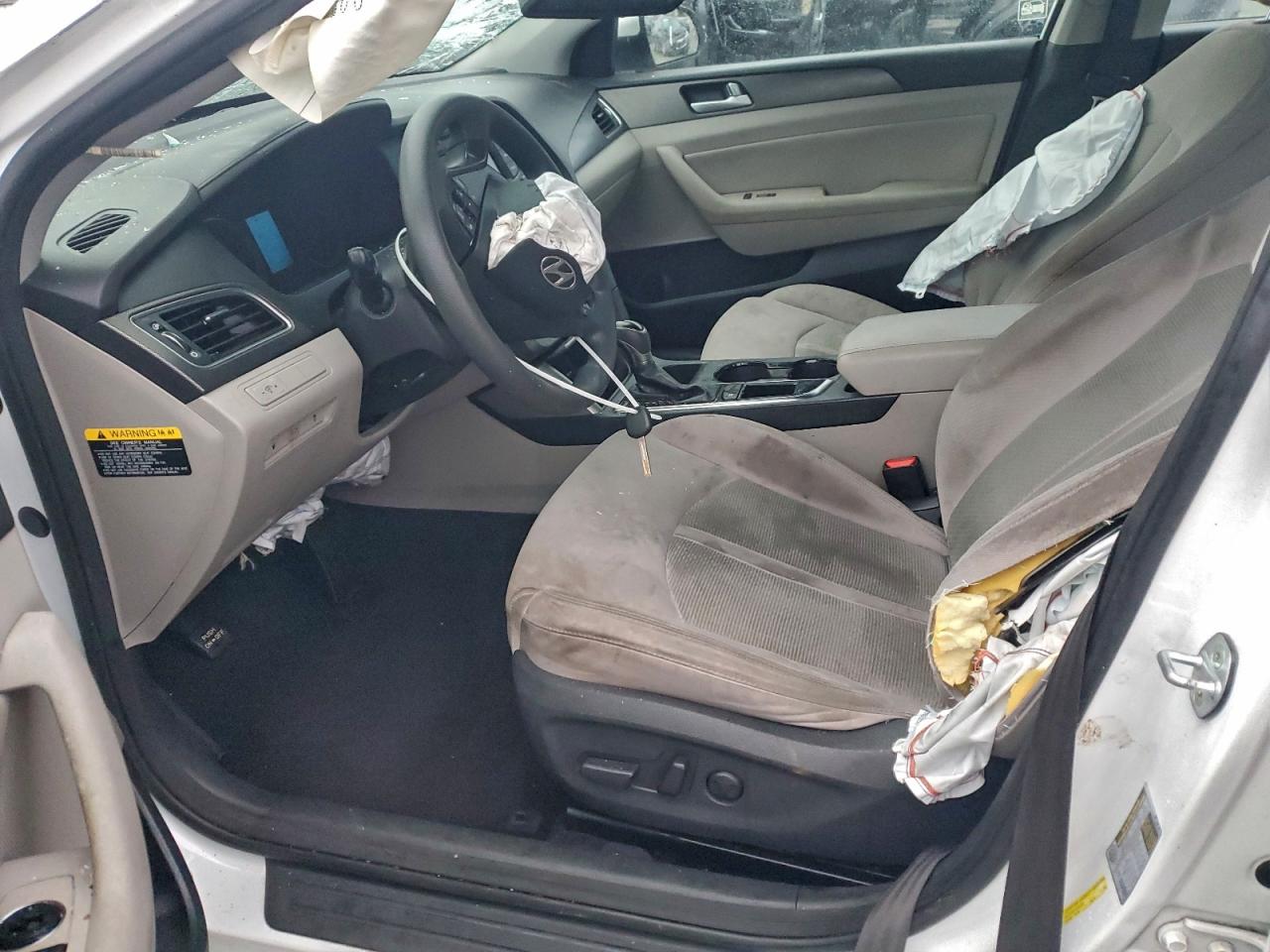 2015 HYUNDAI SONATA SPORT photo 13