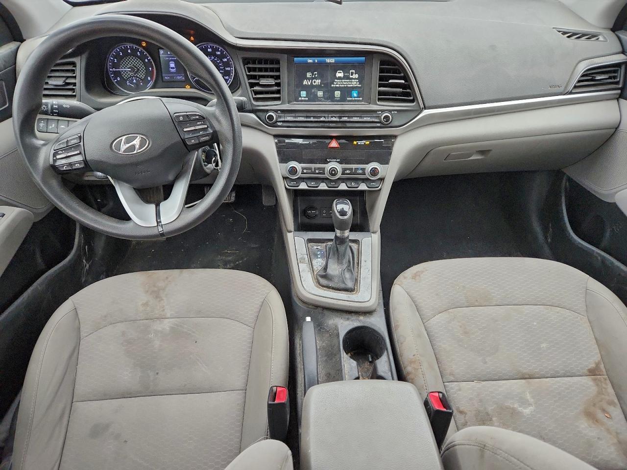 2020 HYUNDAI ELANTRA SEL photo 8