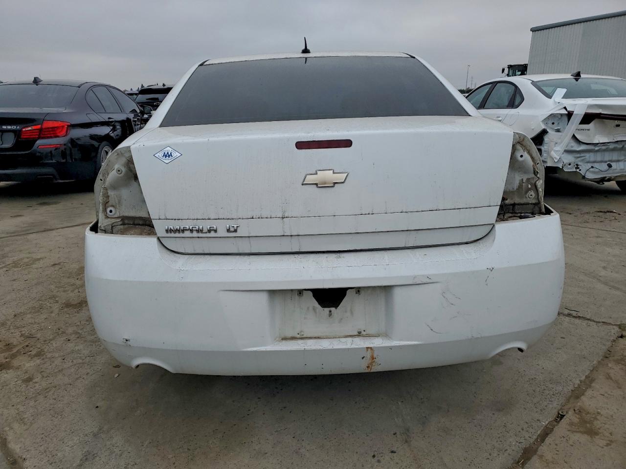 2013 CHEVROLET IMPALA LT photo 6