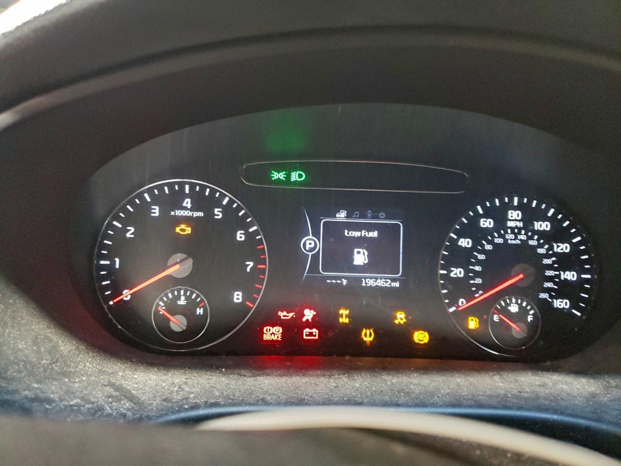 2016 KIA SORENTO LX photo 9