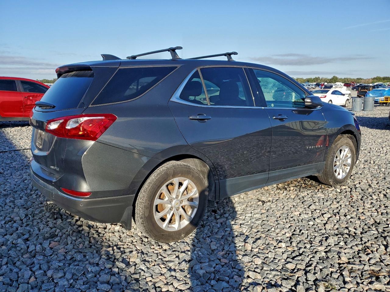 2019 CHEVROLET EQUINOX LT photo 3