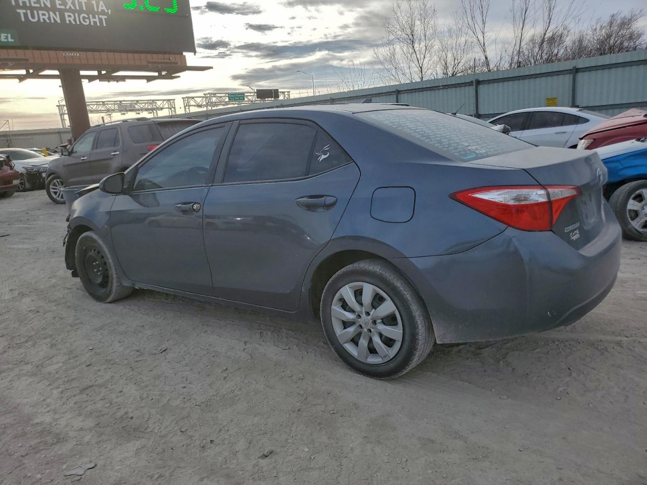 2016 TOYOTA COROLLA L photo 3