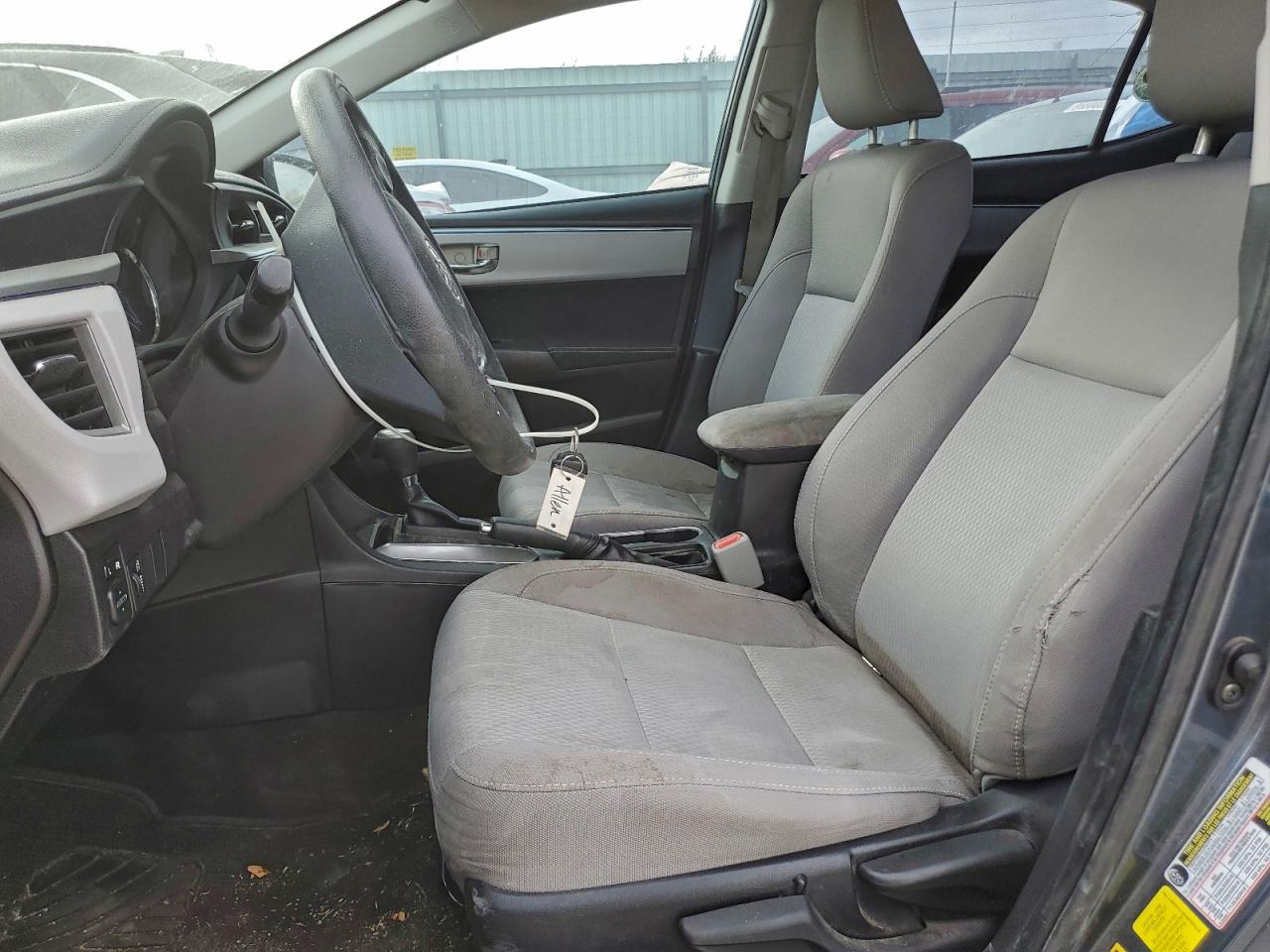 2016 TOYOTA COROLLA L photo 13