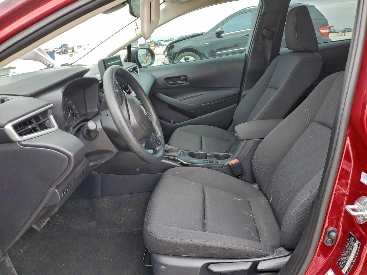 2024 TOYOTA COROLLA LE photo 19