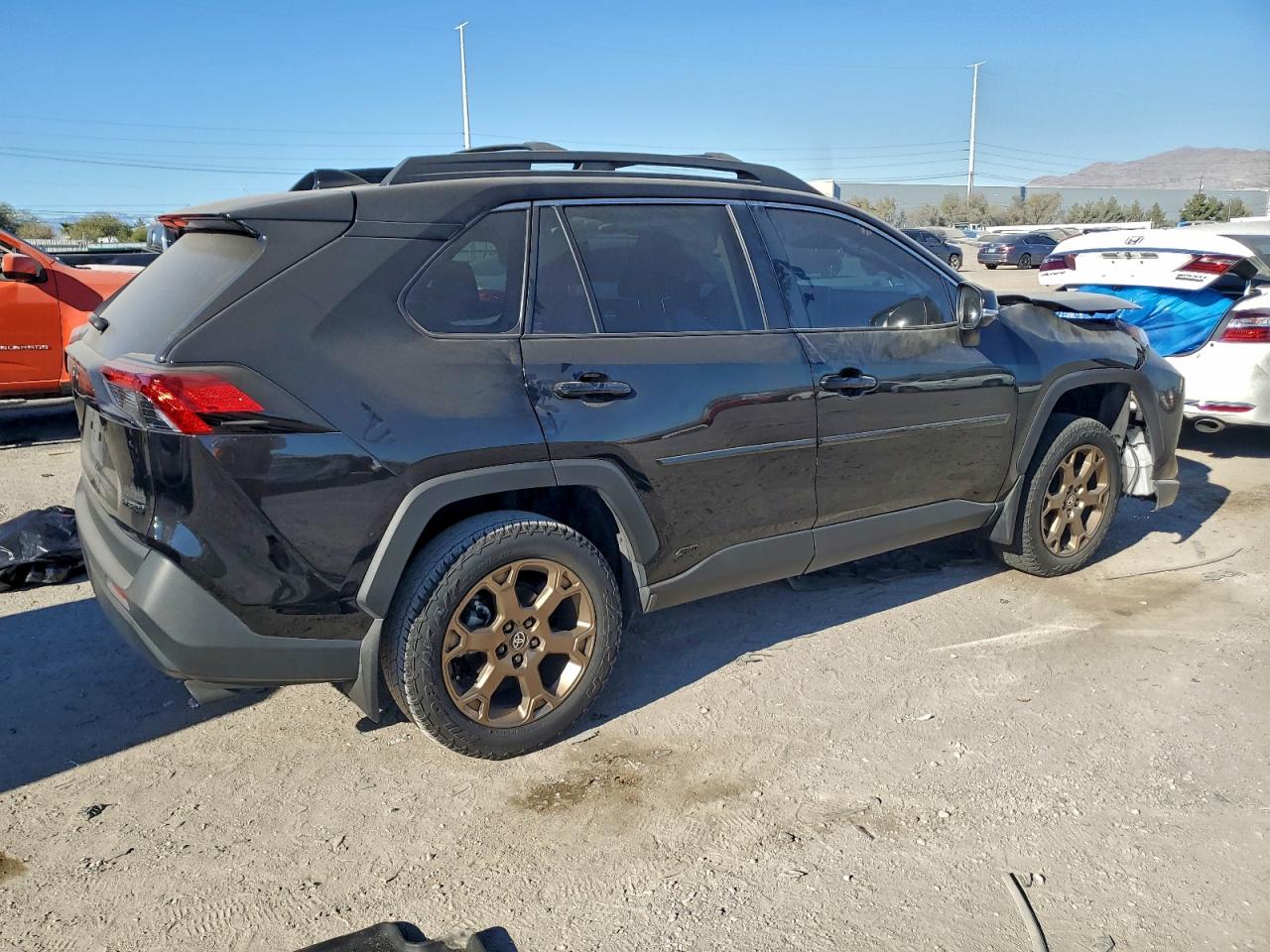 2024 TOYOTA RAV4 WOODLAND EDITION photo 3