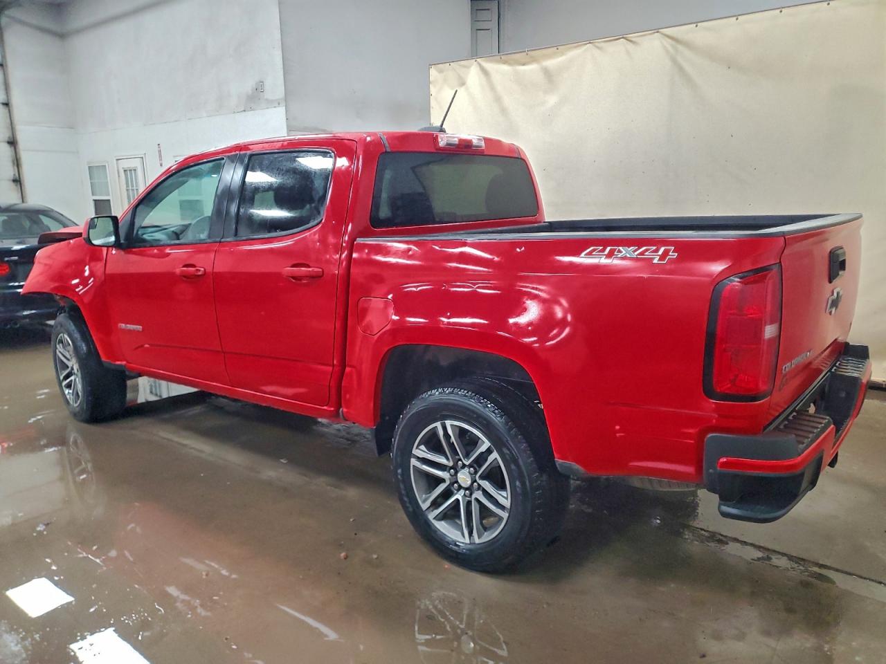 2020 CHEVROLET COLORADO photo 2