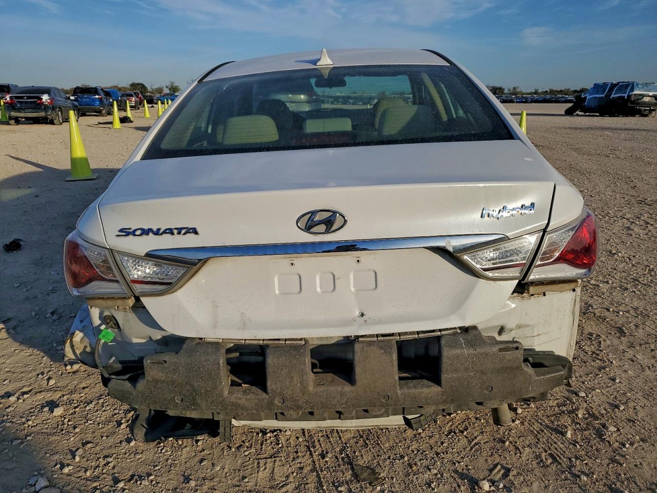 2011 HYUNDAI SONATA HYBRID photo 11