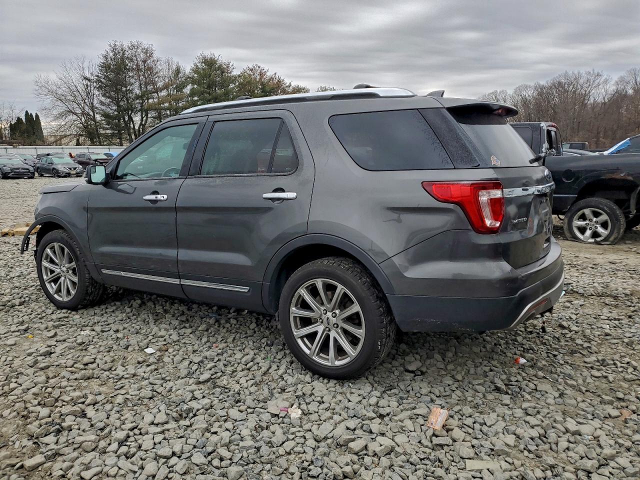2017 FORD EXPLORER LIMITED photo 5