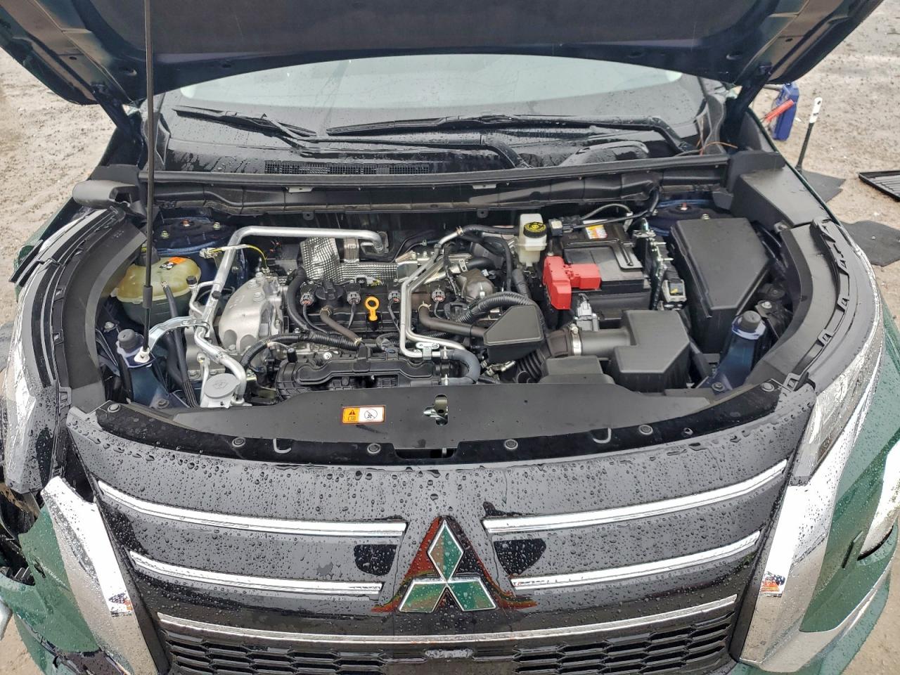 2025 MITSUBISHI OUTLANDER SE photo 34