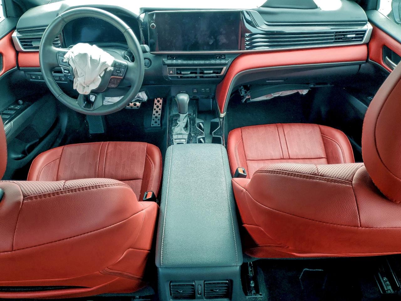 2025 TOYOTA CAMRY XSE photo 15