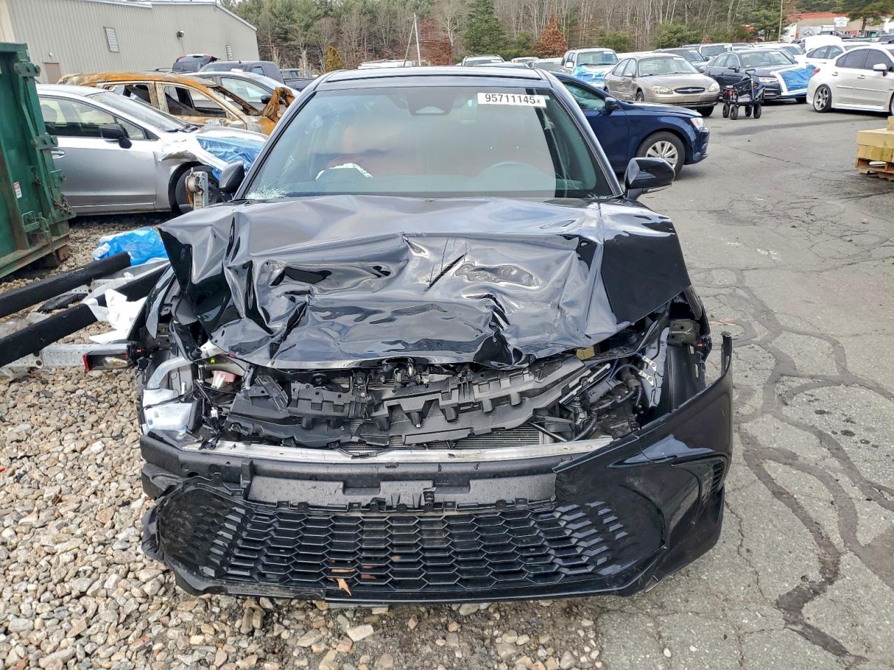 2025 TOYOTA CAMRY XSE photo 9