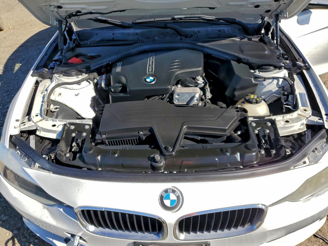 2014 BMW 320 I photo 21