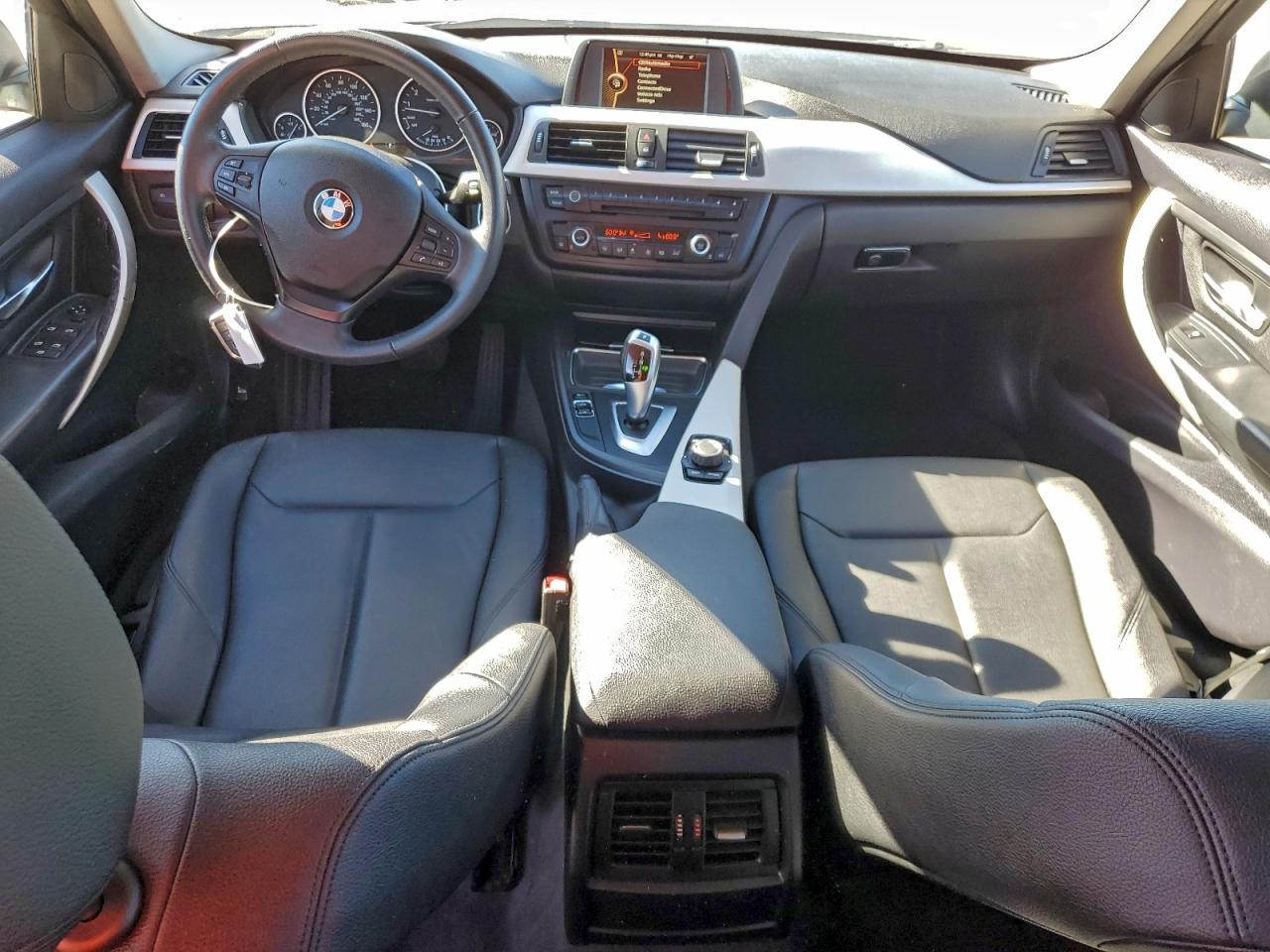 2014 BMW 320 I photo 15