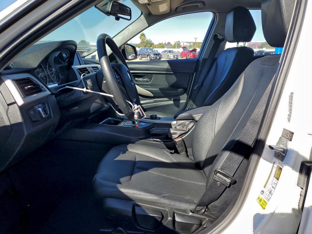 2014 BMW 320 I photo 13