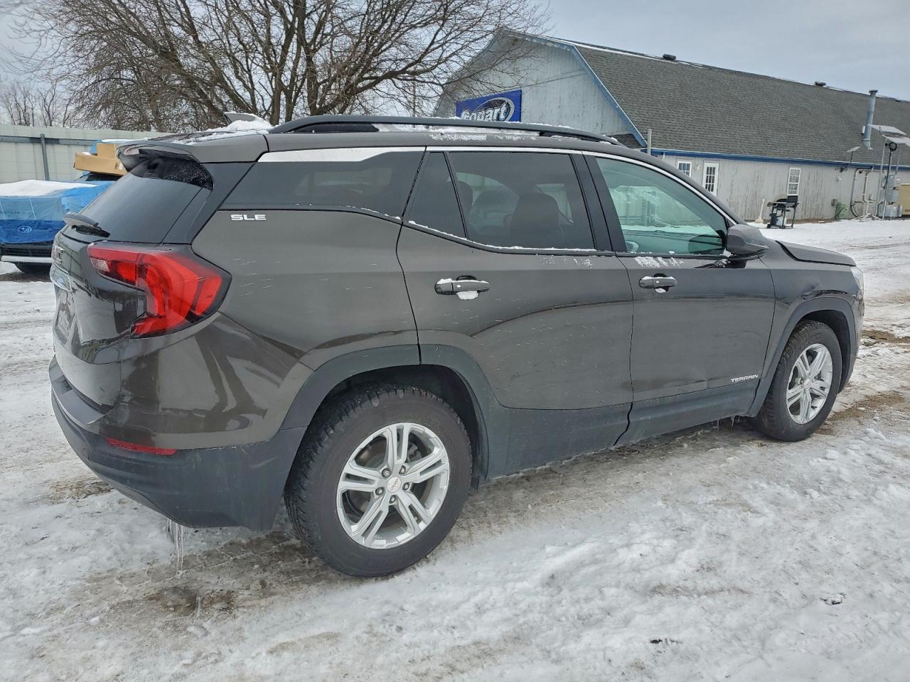 2019 GMC TERRAIN SLE photo 3
