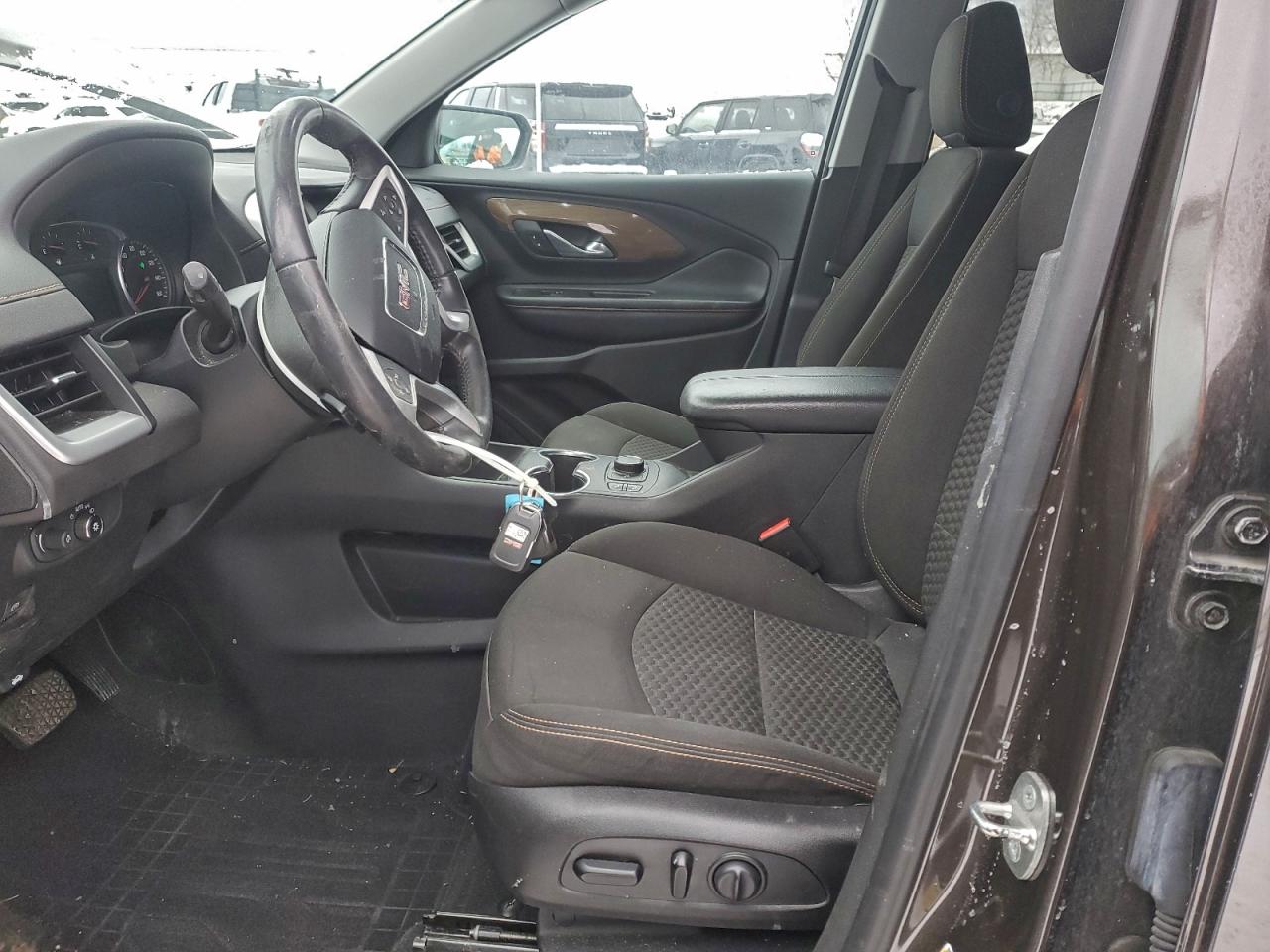 2019 GMC TERRAIN SLE photo 7