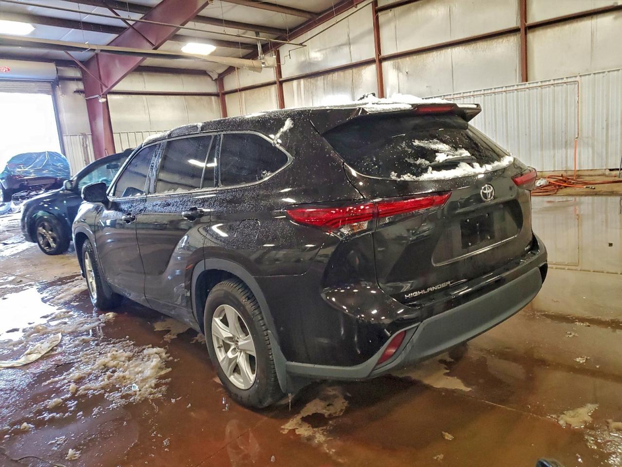 2020 TOYOTA HIGHLANDER L photo 2