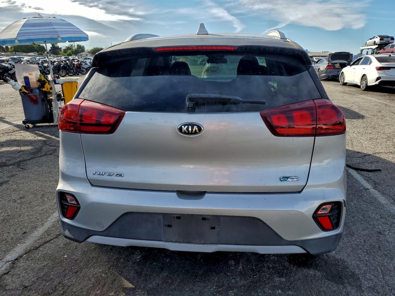 2020 KIA NIRO LX photo 6