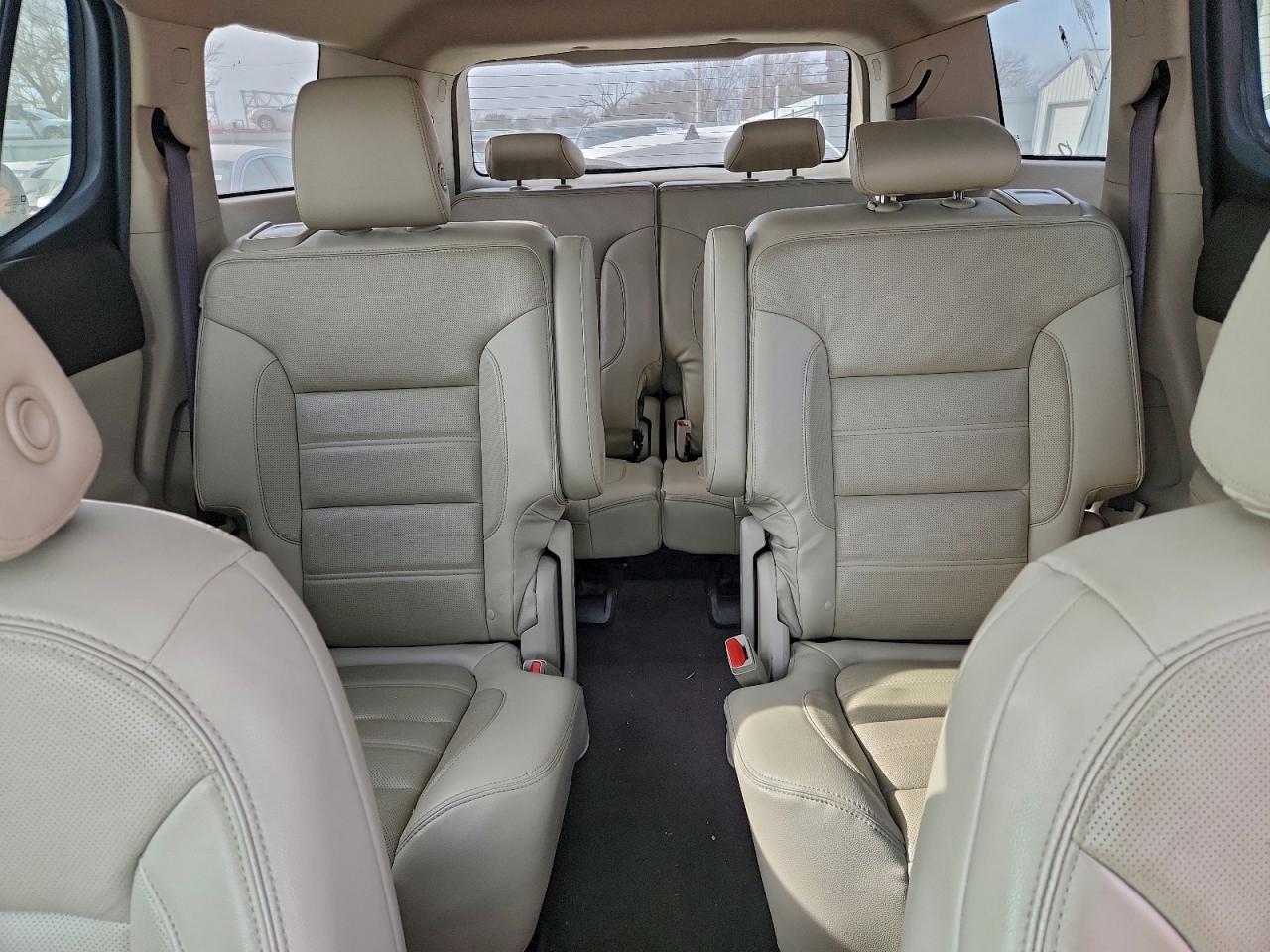 2017 GMC ACADIA DENALI photo 10