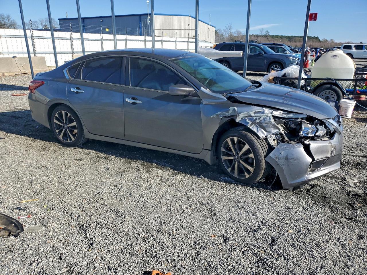 2017 NISSAN ALTIMA 2.5 SR photo 4