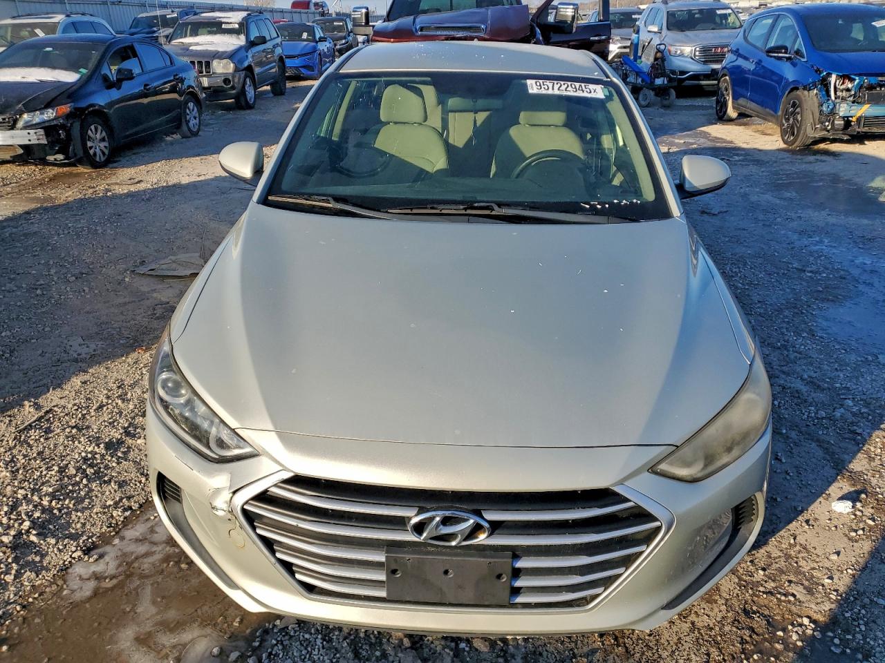 2017 HYUNDAI ELANTRA SE photo 9