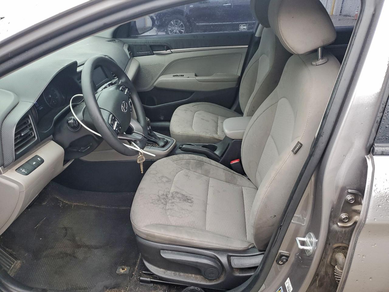 2020 HYUNDAI ELANTRA SE photo 13