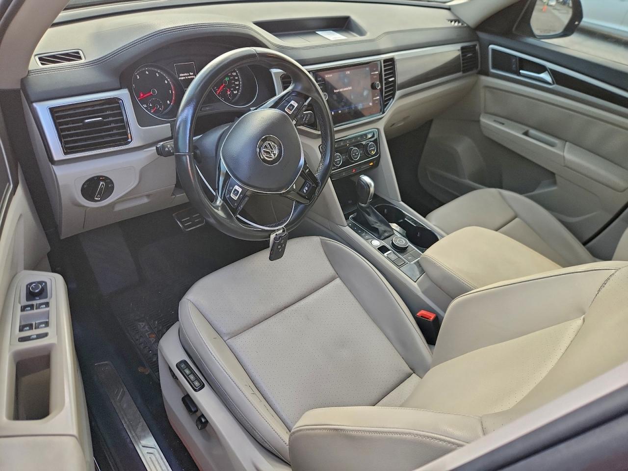 2018 VOLKSWAGEN ATLAS SEL photo 22