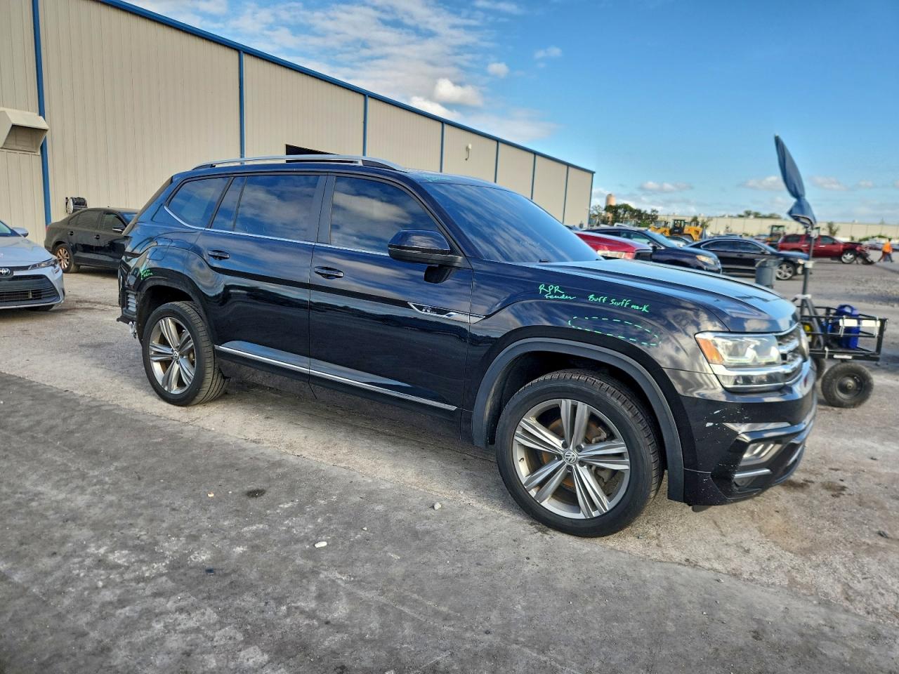 2018 VOLKSWAGEN ATLAS SEL photo 10