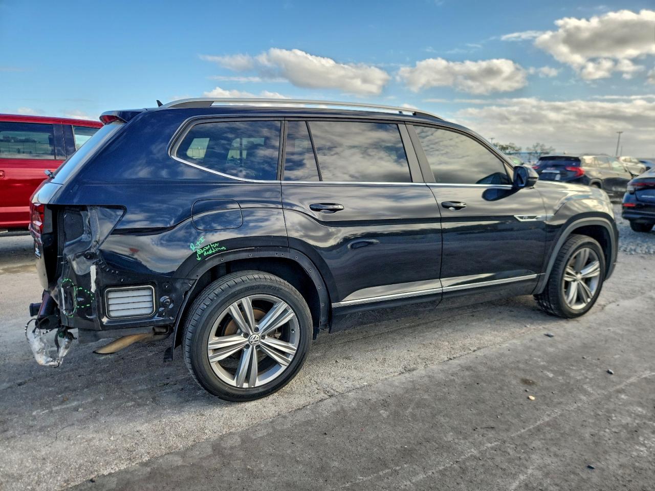 2018 VOLKSWAGEN ATLAS SEL photo 7