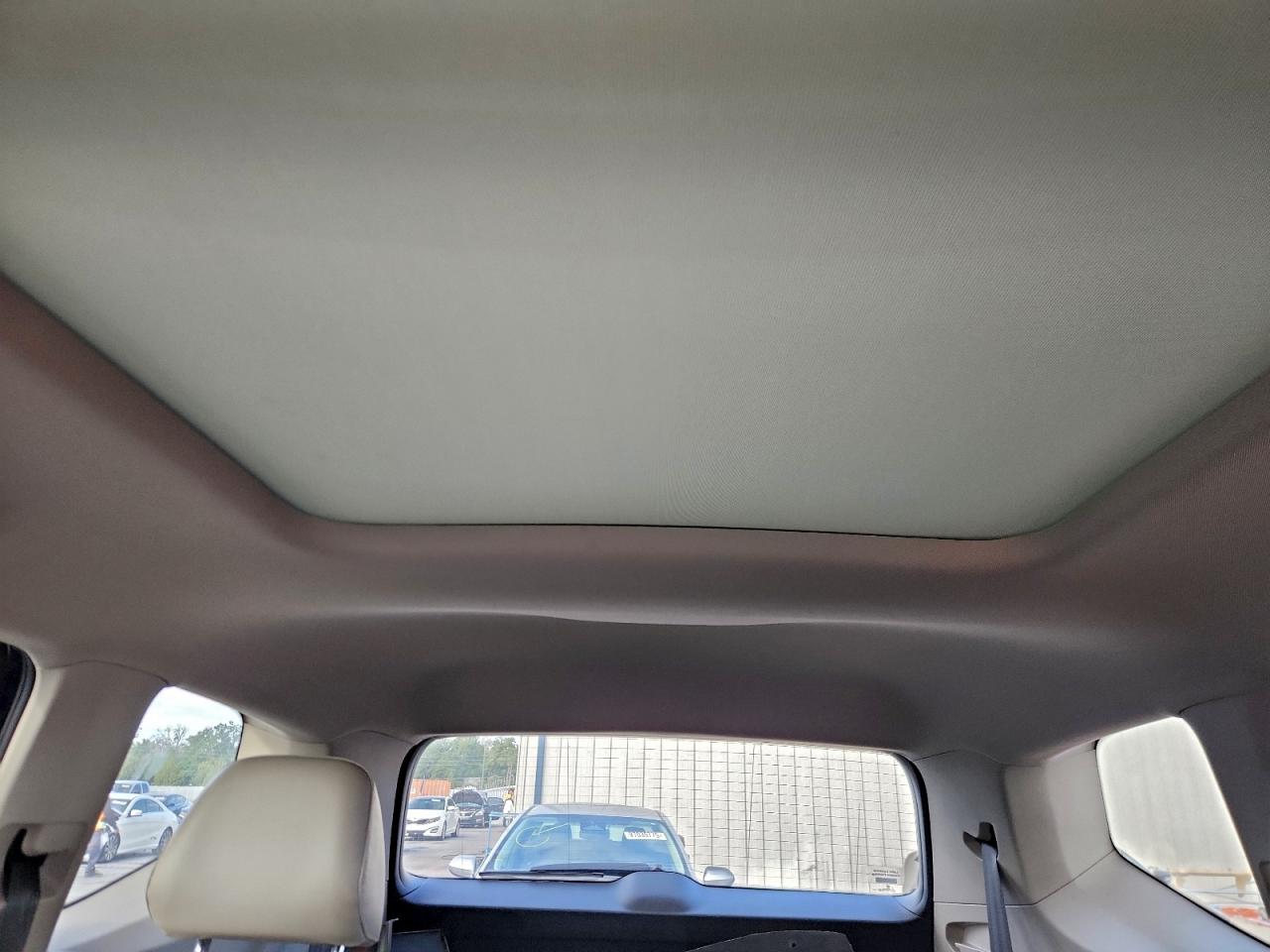 2018 VOLKSWAGEN ATLAS SEL photo 28